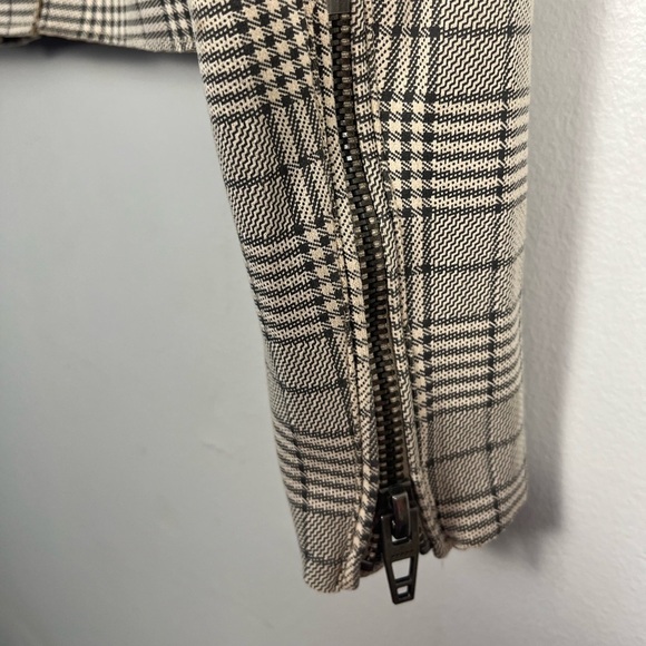 Women's Blank NYC Plaid Houndstooth Zip Front Moto Jacket Size Xs Revolve - Picture 6 of 7
